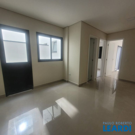 Apartamento com 2 Quartos à Venda, 45 m² em Vila Gilda - Santo André