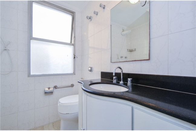 Imagem Apartamento com 2 Quartos à Venda, 109 m² em Moema - São Paulo