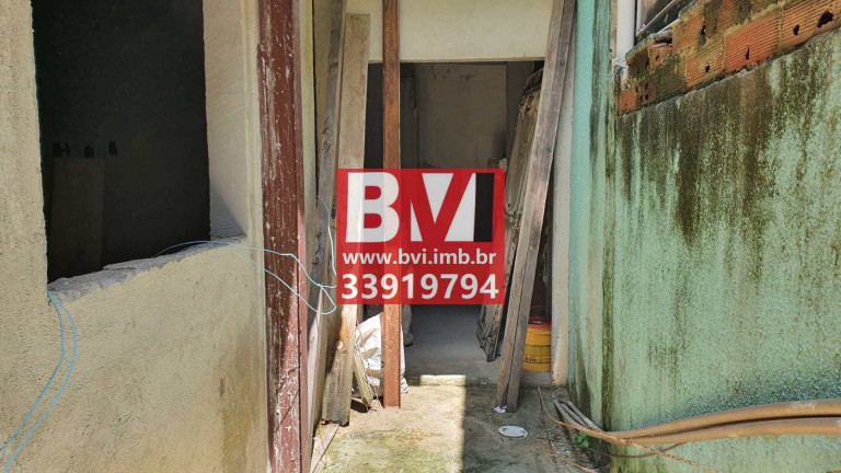 Imagem Casa com 2 Quartos à Venda, 399 m² em Vila Da Penha - Rio De Janeiro Imagem Casa com 2 Quartos à Venda, 399 m² em Vila Da Penha - Rio De Janeiro