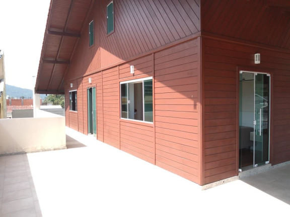 Imagem Casa com 3 Quartos à Venda, 160 m² em São Judas - Itajaí Imagem Casa com 3 Quartos à Venda, 160 m² em São Judas - Itajaí