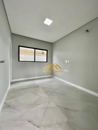 Imagem Imóvel com 4 Quartos à Venda, 310 m² em Pires Façanha - Eusébio Imagem Imóvel com 4 Quartos à Venda, 310 m² em Pires Façanha - Eusébio