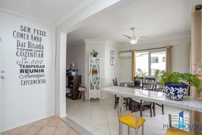 Imagem Apartamento com 3 Quartos à Venda, 97 m² em Centro - Balneário Camboriú Imagem Apartamento com 3 Quartos à Venda, 97 m² em Centro - Balneário Camboriú