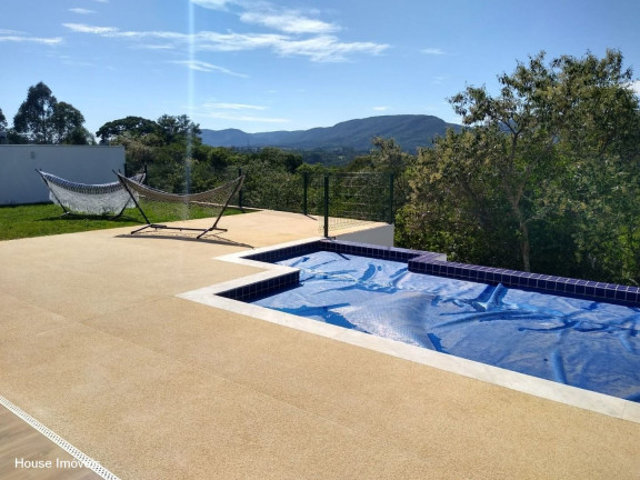 Imagem Casa com 3 Quartos à Venda, 400 m² em Medeiros - Jundiaí