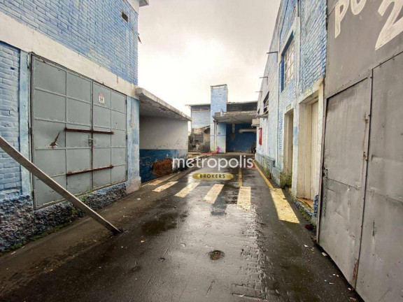 Galpão à Venda ou Locação, 2.810 m² em Cerâmica - São Caetano Do Sul