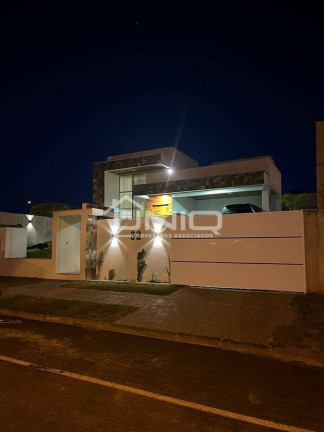 Imagem Casa com 3 Quartos à Venda, 202 m² em Parzianello - Pato Branco