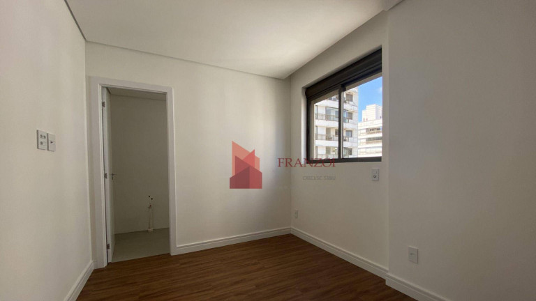 Imagem Cobertura com 3 Quartos à Venda, 211 m² em Fazenda - Itajaí Imagem Cobertura com 3 Quartos à Venda, 211 m² em Fazenda - Itajaí