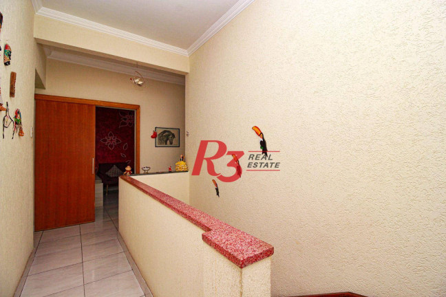 Imagem Casa com 3 Quartos à Venda, 192 m² em Boqueirão - Santos Imagem Casa com 3 Quartos à Venda, 192 m² em Boqueirão - Santos