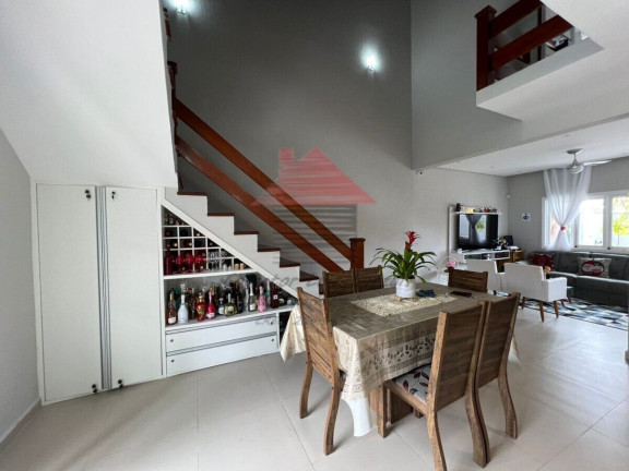 Imagem Casa com 3 Quartos à Venda, 240 m² em Jardim Imperador - Peruíbe