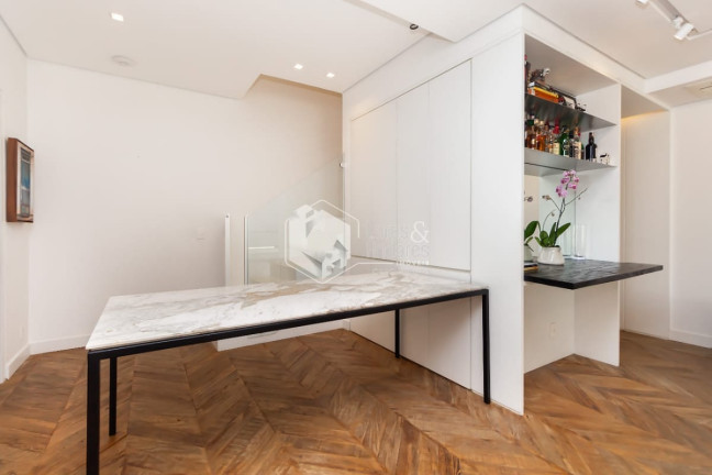 Imagem Apartamento com 2 Quartos à Venda, 126 m² em Itaim Bibi - São Paulo