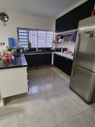 Imagem Casa com 3 Quartos à Venda, 210 m² em Jardim Paulista - Atibaia Imagem Casa com 3 Quartos à Venda, 210 m² em Jardim Paulista - Atibaia