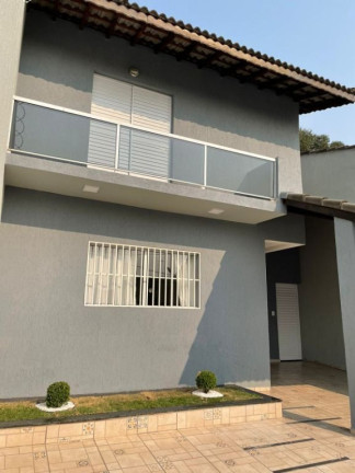 Sobrado com 3 Quartos à Venda, 206 m² em Vila áurea - Poá
