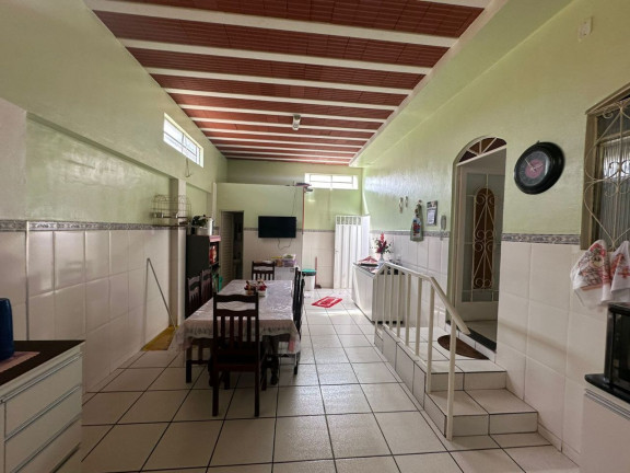 Casa com 3 Quartos à Venda,  em Bom Jesus - Contagem