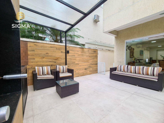 Imagem Casa com 4 Quartos à Venda, 234 m² em Enseada - Guarujá