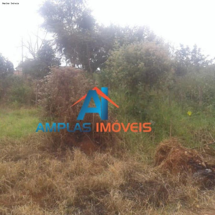 Imagem Terreno à Venda, 360 m² em Araças 2º Seção - Mateus Leme