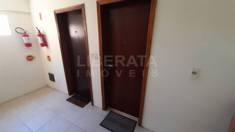 Imagem Apartamento com 2 Quartos à Venda, 61 m² em Centro - Itajaí