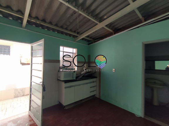 Imagem Casa com 2 Quartos à Venda, 189 m² em Centro - Araraquara Imagem Casa com 2 Quartos à Venda, 189 m² em Centro - Araraquara