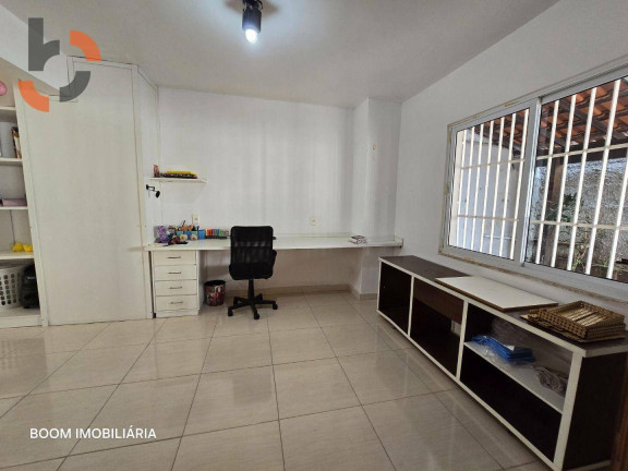 Imagem Casa com 3 Quartos à Venda, 215 m² em Caonze - Nova Iguaçu