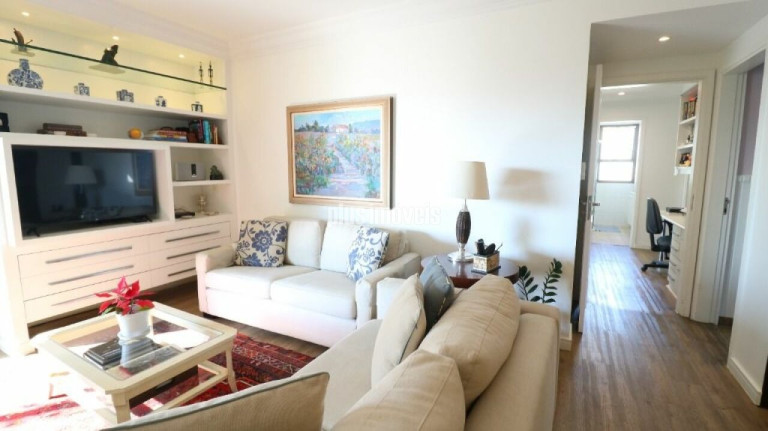 Imagem Apartamento com 3 Quartos à Venda, 170 m² em Moema - São Paulo Imagem Apartamento com 3 Quartos à Venda, 170 m² em Moema - São Paulo