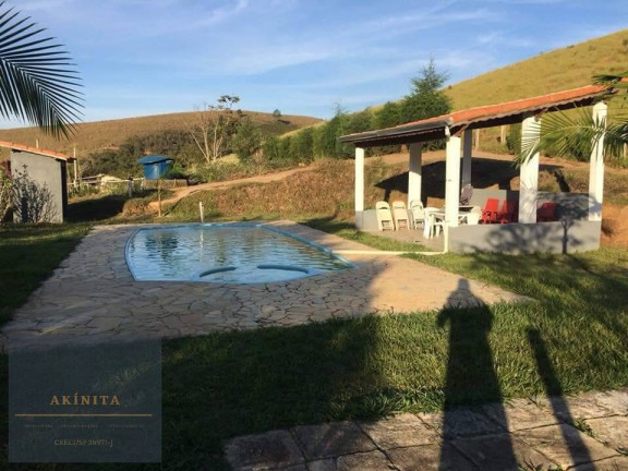 Imagem Casa com 7 Quartos à Venda, 145 m² em José Borba Da Silva - Igaratá