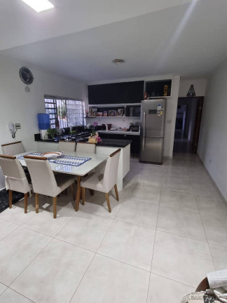Imagem Casa com 3 Quartos à Venda, 210 m² em Jardim Paulista - Atibaia Imagem Casa com 3 Quartos à Venda, 210 m² em Jardim Paulista - Atibaia