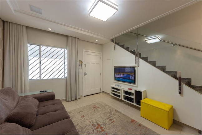 Imagem Casa com 3 Quartos à Venda, em Vila Santa Clara - São Paulo Imagem Casa com 3 Quartos à Venda, em Vila Santa Clara - São Paulo