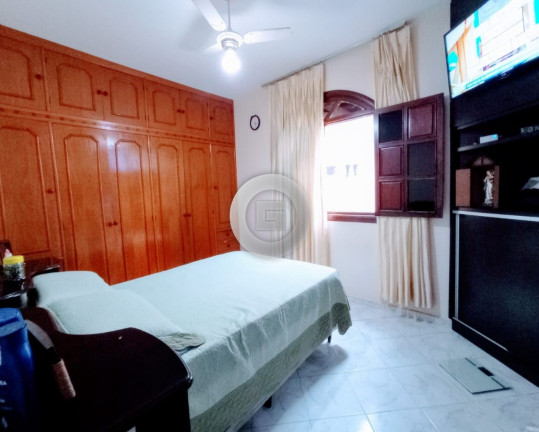 Imagem Casa com 3 Quartos à Venda, 360 m² em Sagrada Família - Montes Claros Imagem Casa com 3 Quartos à Venda, 360 m² em Sagrada Família - Montes Claros