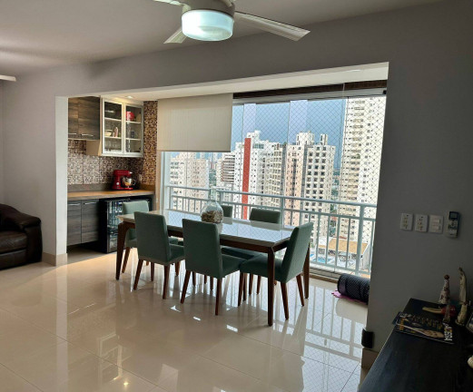 Apartamento com 3 Quartos à Venda, 117 m² em Quilombo - Cuiabá