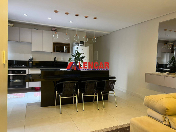 Apartamento com 3 Quartos à Venda, 108 m² em Olaria - Porto Velho