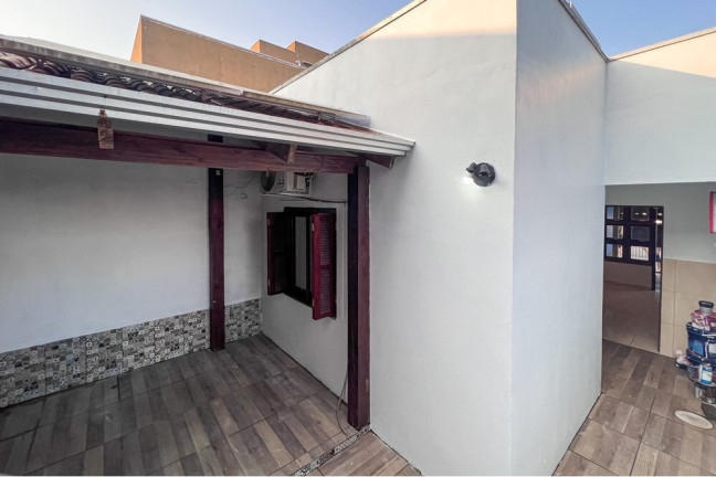 Imagem Casa com 2 Quartos à Venda, 45 m² em Olaria - Canoas