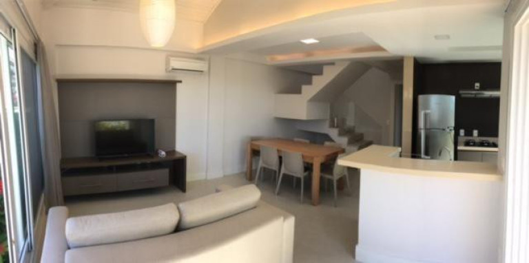 Imagem Casa com 4 Quartos à Venda, 140 m² em Búzios - - Armação Dos Búzios