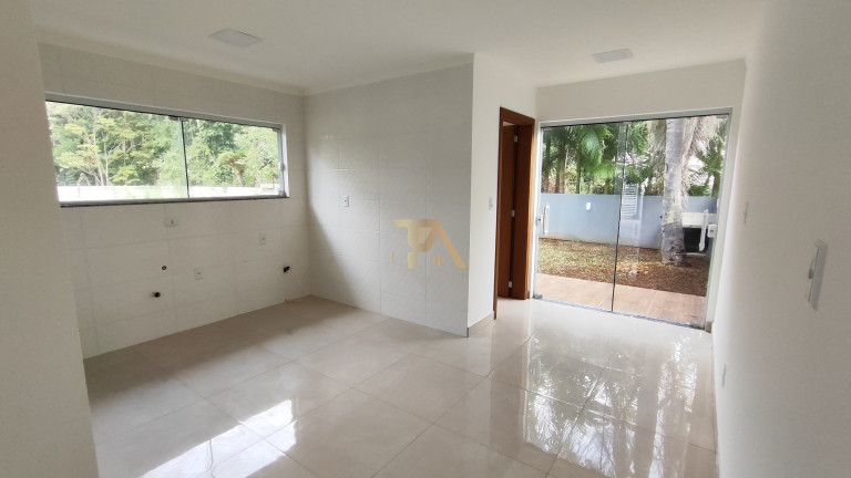 Imagem Imóvel com 2 Quartos à Venda, em Araçatuba - Imbituba Imagem Imóvel com 2 Quartos à Venda, em Araçatuba - Imbituba