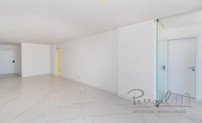 Imagem Apartamento com 3 Quartos à Venda, 205 m² em Balneário Santa Clara - Itajaí