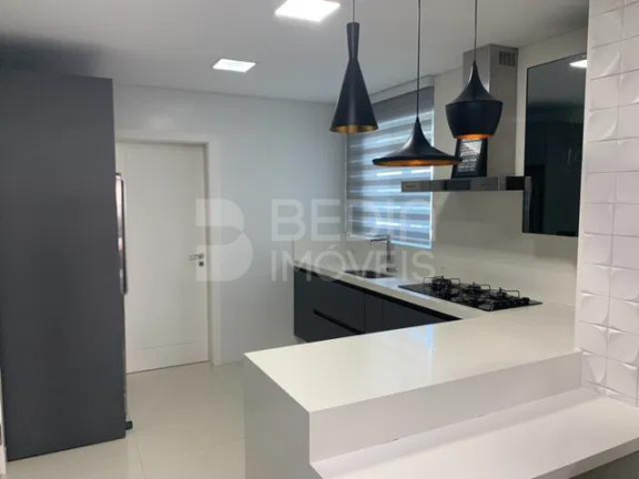 Imagem Apartamento com 3 Quartos à Venda, 179 m² em Centro - Balneário Camboriú Imagem Apartamento com 3 Quartos à Venda, 179 m² em Centro - Balneário Camboriú