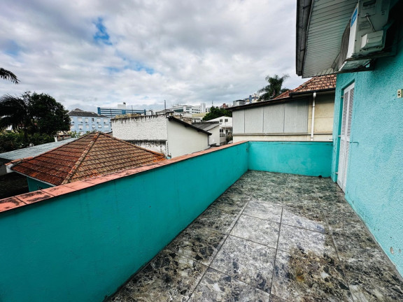 Imagem Casa com 4 Quartos à Venda, 278 m² em Floresta - Porto Alegre Imagem Casa com 4 Quartos à Venda, 278 m² em Floresta - Porto Alegre