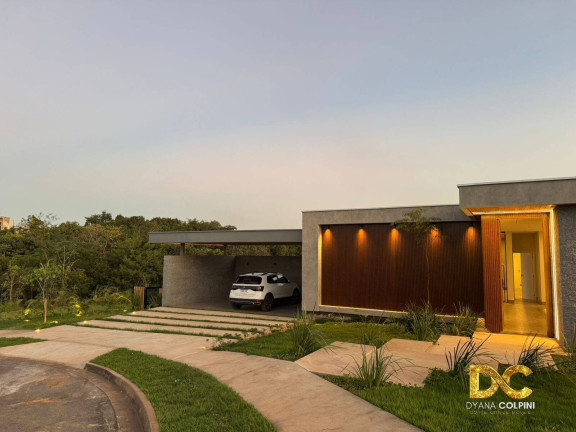 Imagem Casa de Condomínio com 4 Quartos à Venda, 325 m² em Petrópolis - Várzea Grande Imagem Casa de Condomínio com 4 Quartos à Venda, 325 m² em Petrópolis - Várzea Grande