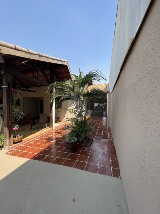 Imagem Casa com 3 Quartos à Venda, 286 m² em Jardim Botânico - Sinop