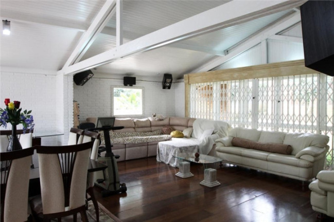 Imagem Casa com 3 Quartos à Venda, 580 m² em Vila Santo Antônio - Cotia Imagem Casa com 3 Quartos à Venda, 580 m² em Vila Santo Antônio - Cotia