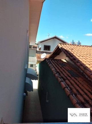 Imagem Casa com 3 Quartos à Venda, 250 m² em Bosque Dos Eucaliptos - São José Dos Campos Imagem Casa com 3 Quartos à Venda, 250 m² em Bosque Dos Eucaliptos - São José Dos Campos