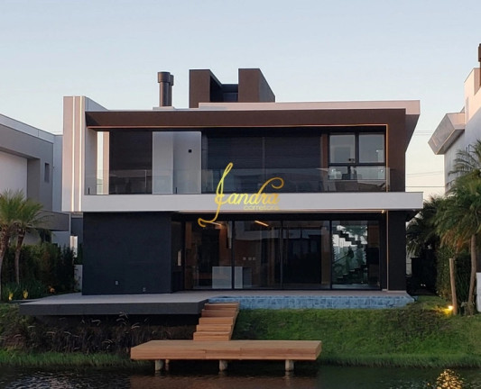 Imagem Casa de Condomínio com 6 Quartos à Venda, 467 m² em Centro - Xangri-la