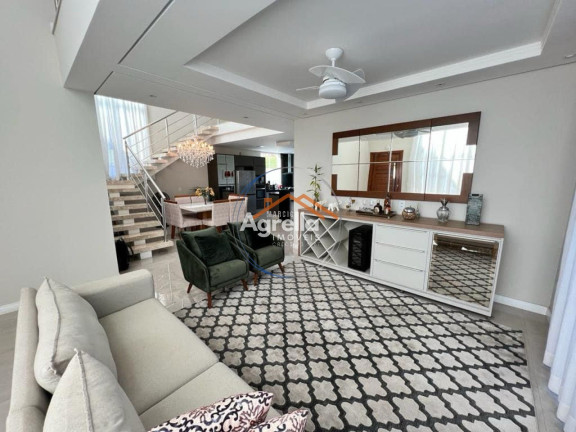 Imagem Imóvel com 3 Quartos à Venda, 279 m² em Residencial Vila Toscana - Mogi Mirim Imagem Imóvel com 3 Quartos à Venda, 279 m² em Residencial Vila Toscana - Mogi Mirim