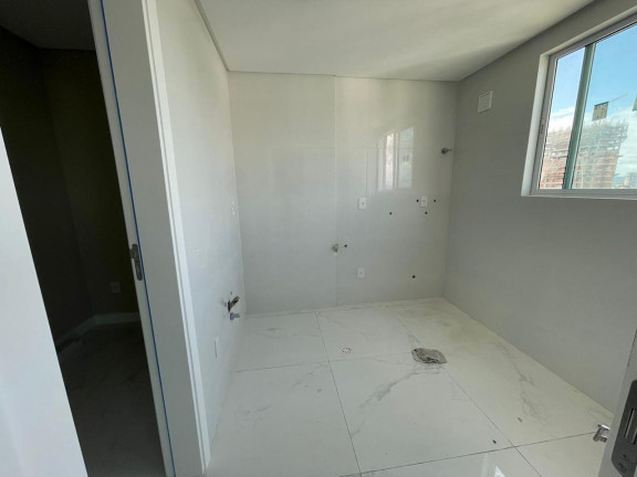 Imagem Apartamento com 4 Quartos à Venda, 260 m² em Meia Praia - Itapema Imagem Apartamento com 4 Quartos à Venda, 260 m² em Meia Praia - Itapema