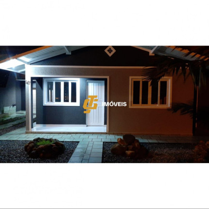 Imagem Casa com 2 Quartos à Venda, em Centro - Camboriú Imagem Casa com 2 Quartos à Venda, em Centro - Camboriú