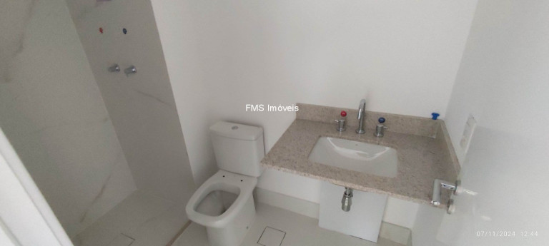 Imagem Imóvel com 3 Quartos à Venda, 77 m² em Moema - São Paulo