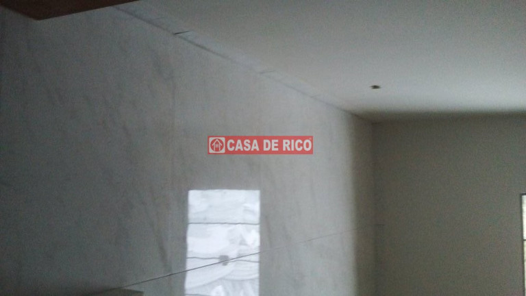 Imagem Casa com 3 Quartos à Venda, 80 m² em Catuai - Londrina