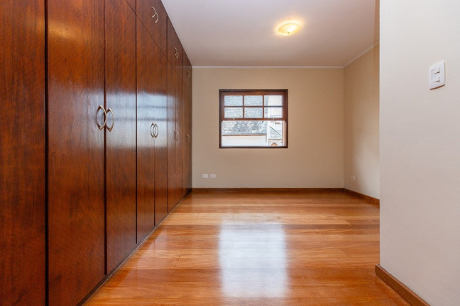 Imagem Casa com 3 Quartos à Venda, 220 m² em Moema - São Paulo
