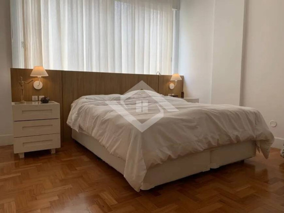 Imagem Apartamento com 2 Quartos à Venda, 100 m² em Copacabana - Rio De Janeiro Imagem Apartamento com 2 Quartos à Venda, 100 m² em Copacabana - Rio De Janeiro