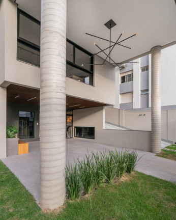 Imagem Apartamento com 1 Quarto à Venda, 43 m² em Menino Deus - Porto Alegre Imagem Apartamento com 1 Quarto à Venda, 43 m² em Menino Deus - Porto Alegre