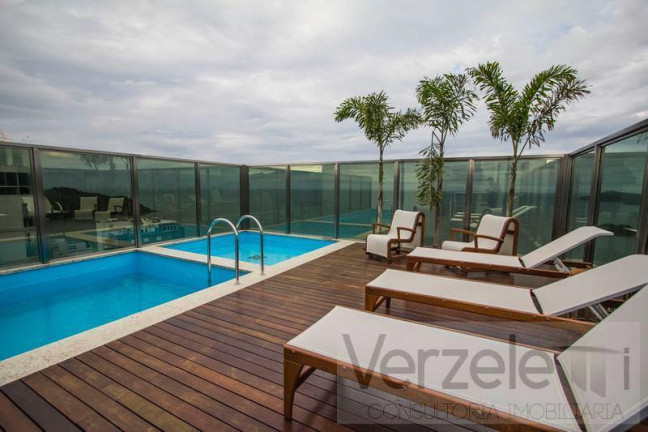 Imagem Apartamento com 4 Quartos à Venda, 144 m² em Centro - Balneário Camboriú Imagem Apartamento com 4 Quartos à Venda, 144 m² em Centro - Balneário Camboriú