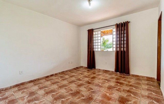 Imagem Casa com 5 Quartos à Venda, 830 m² em Setor Habitacional Arniqueira (águas Claras) - Brasília Imagem Casa com 5 Quartos à Venda, 830 m² em Setor Habitacional Arniqueira (águas Claras) - Brasília
