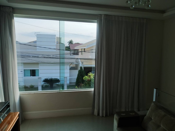 Imagem Casa com 3 Quartos à Venda, 450 m² em Parque Santo Amaro - Campos Dos Goytacazes